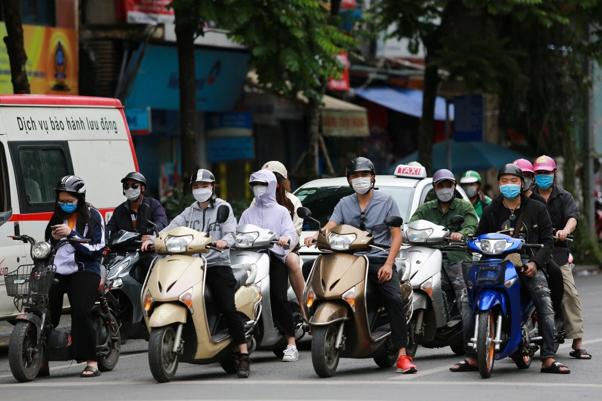 Hà Nội có trời rét, trưa chiều hửng nắng