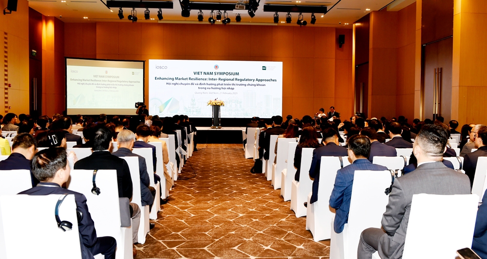 Toàn cảnh hội nghị