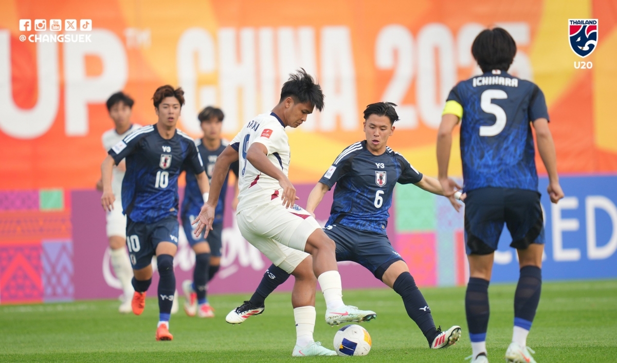 U20 Thái Lan hoàn toàn bị U20 Nhật Bản áp đảo. (Ảnh: FAT). 
