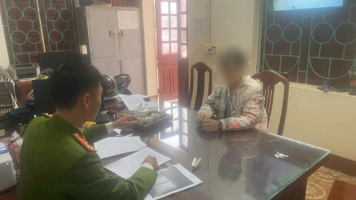 C.V.H tại cơ quan công an. Ảnh: Công an Bắc Giang