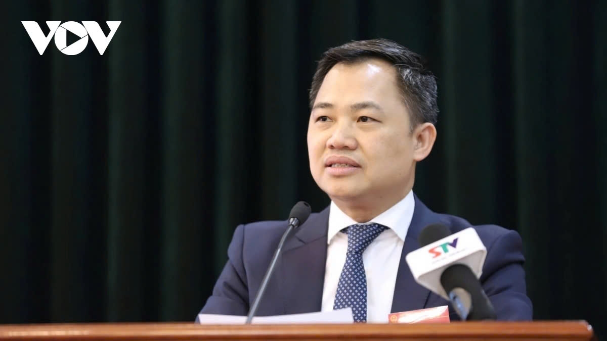 Ông Nguyễn Đình Việt, Phó Bí Thư tỉnh ủy, Chủ tịch UBND tỉnh, Trưởng Đoàn đại biểu Quốc hội tỉnh Sơn La