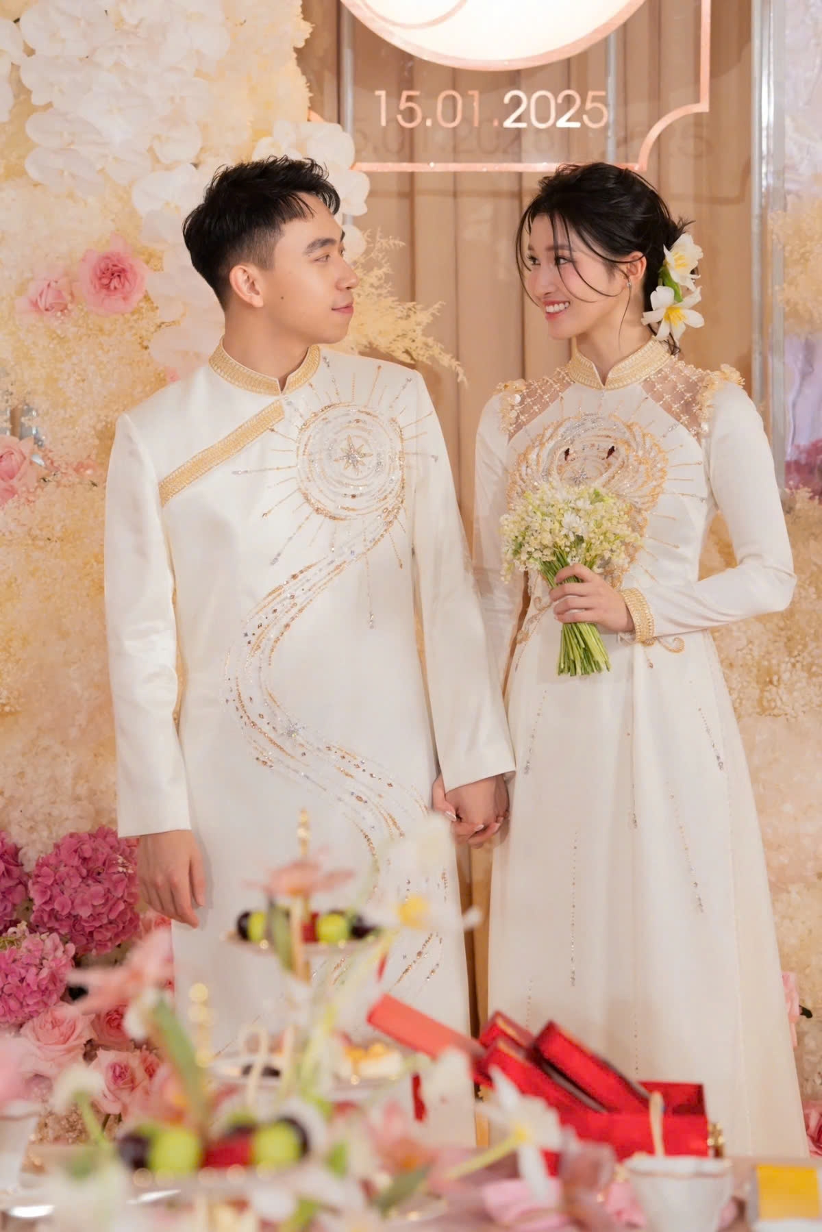 Phương Nhi và Minh Hoàng tổ chức lễ ăn hỏi hôm 15/1