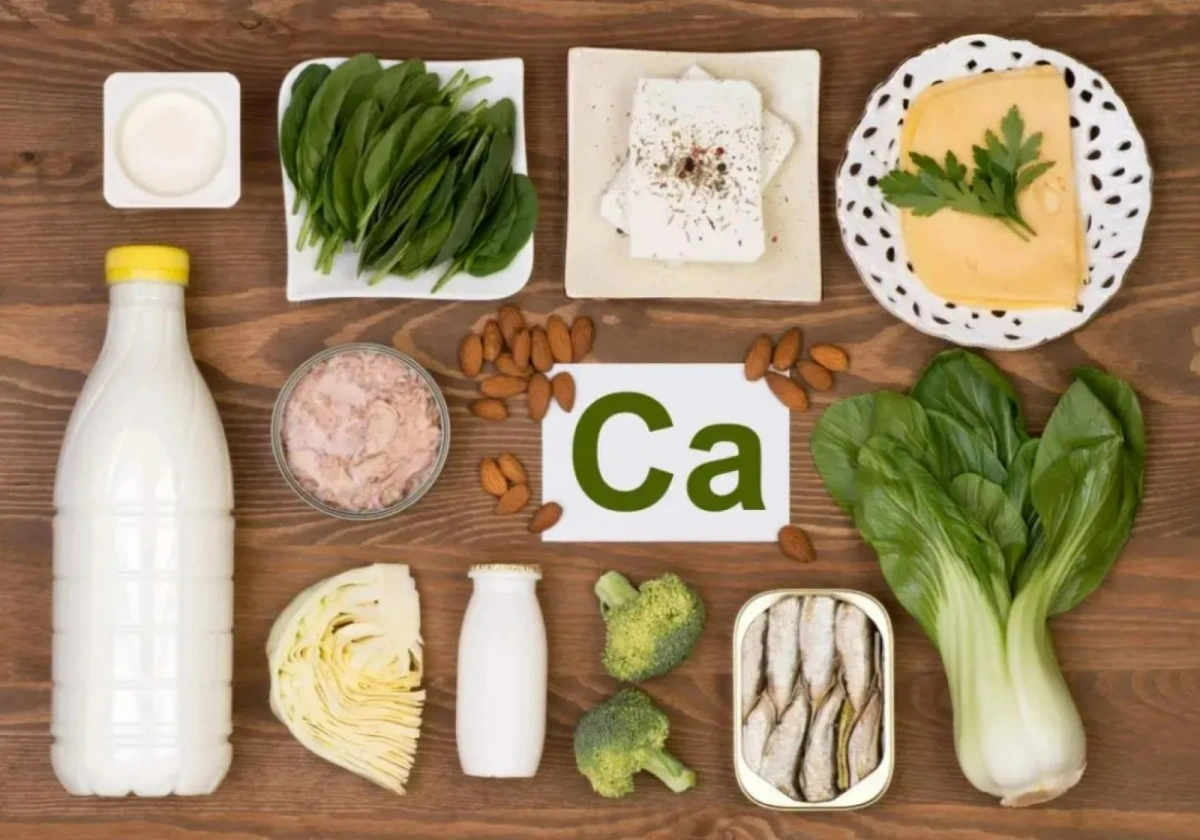 Bổ sung canxi bằng các thực phẩm chứa nhiều canxi là cách hữu hiệu (Nguồn ảnh: Aboluowang)