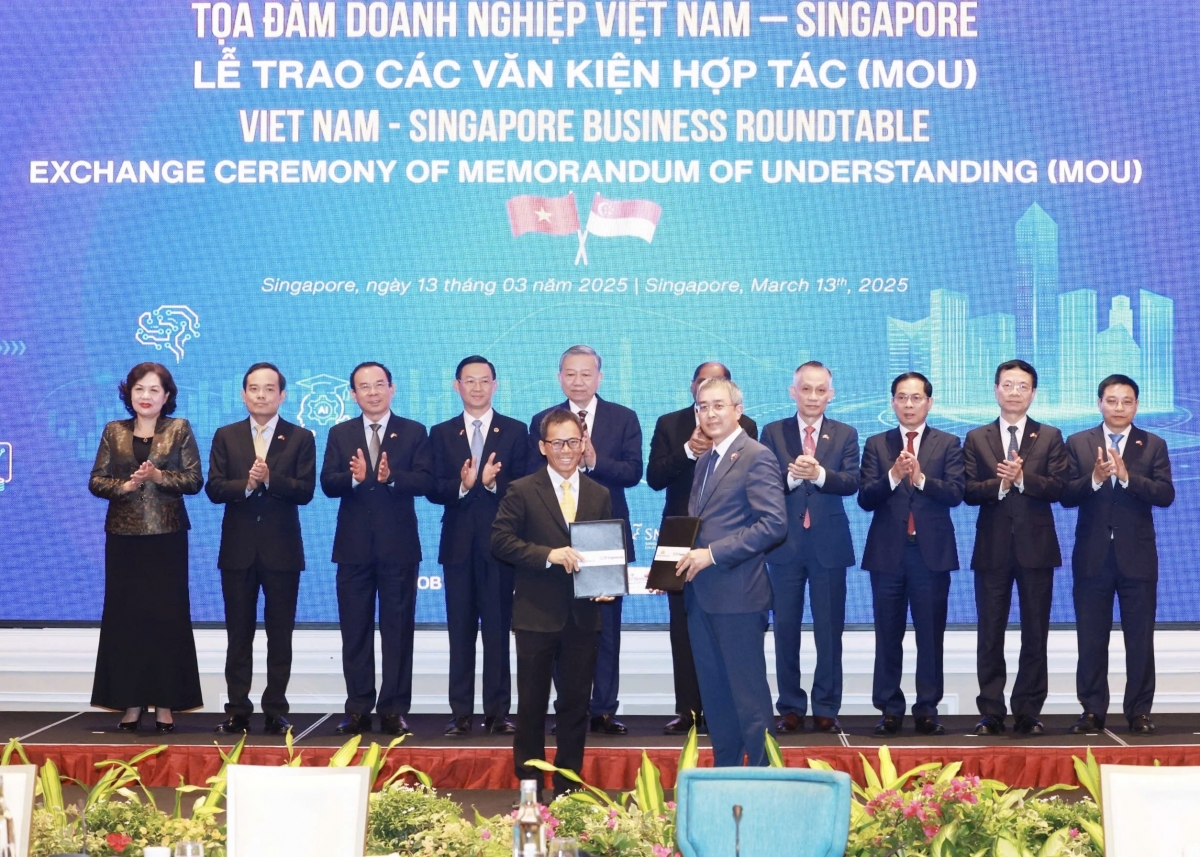 Vietnam Airlines hợp tác cùng Singapore Airport Terminal Services Limited (SATS) tại nhà ga hàng hóa sân bay Long Thành.