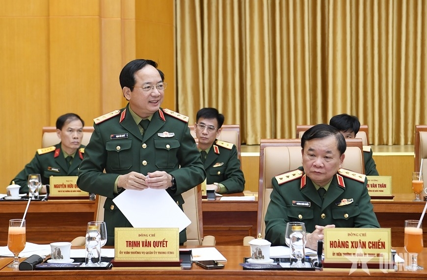 Thượng tướng Trịnh Văn Quyết phát biểu tại hội nghị. Ảnh: TUẤN HUY