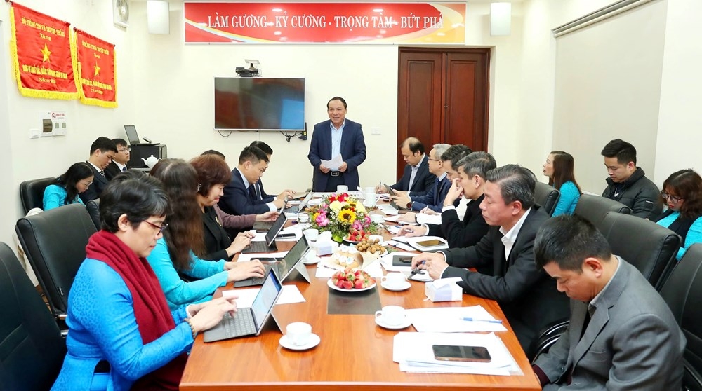 Bộ trưởng Nguyễn Văn Hùng chủ trì buổi làm việc với Cục Báo chí