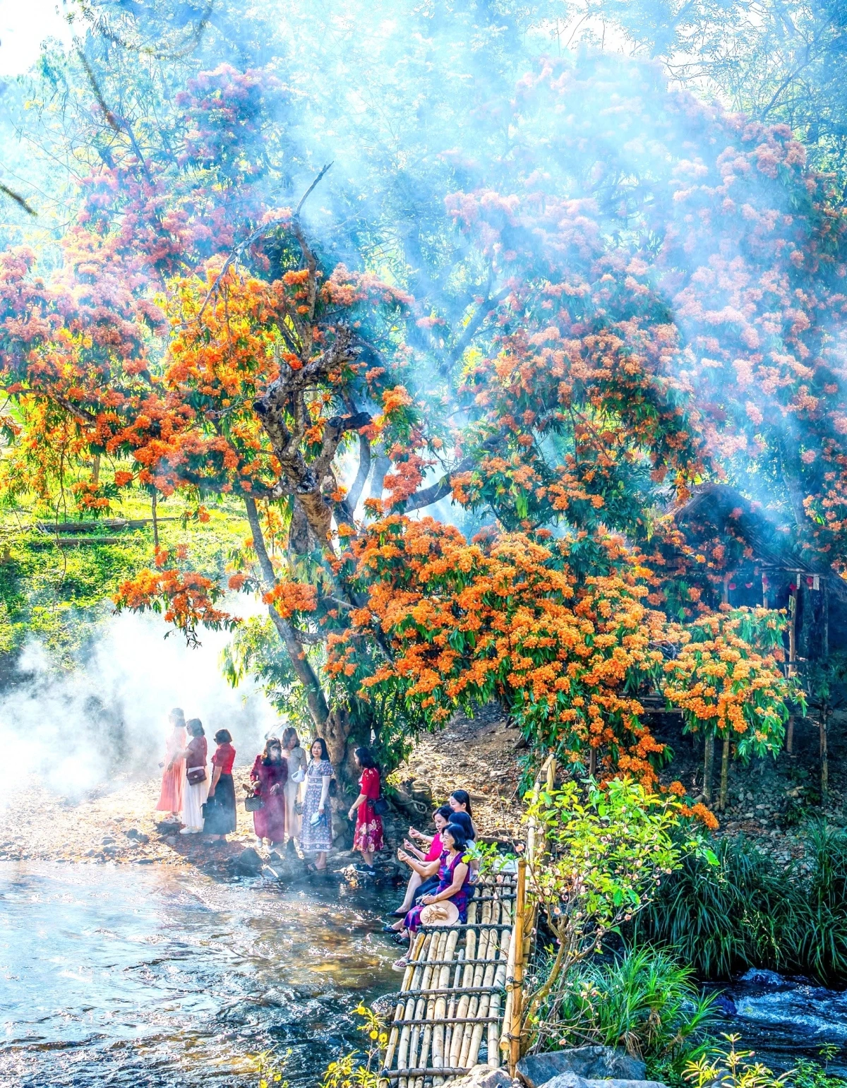 Cảnh đẹp thơ mộng tại suối Tà Má.