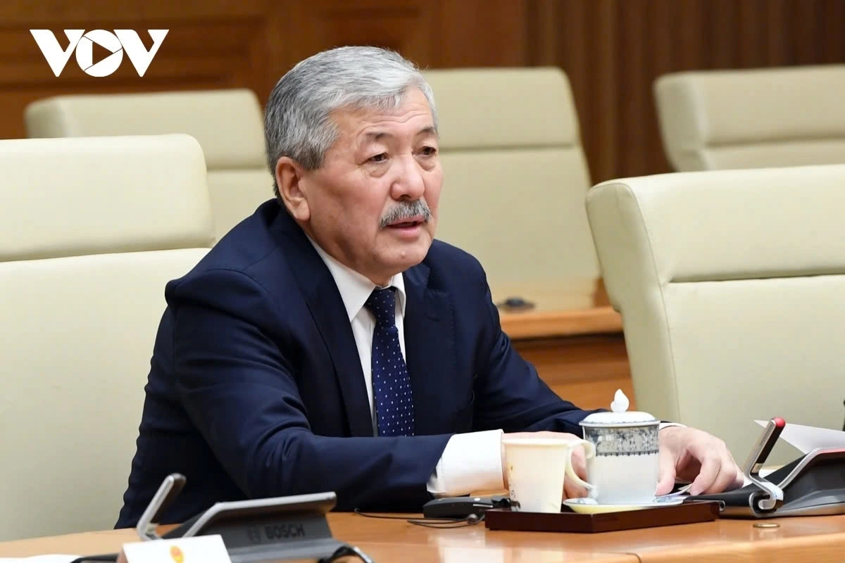 Notably, Kyrgyzstan is one of the few countries in the world that unilaterally grants visa exemptions to Vietnamese citizens for a period of 60 days.