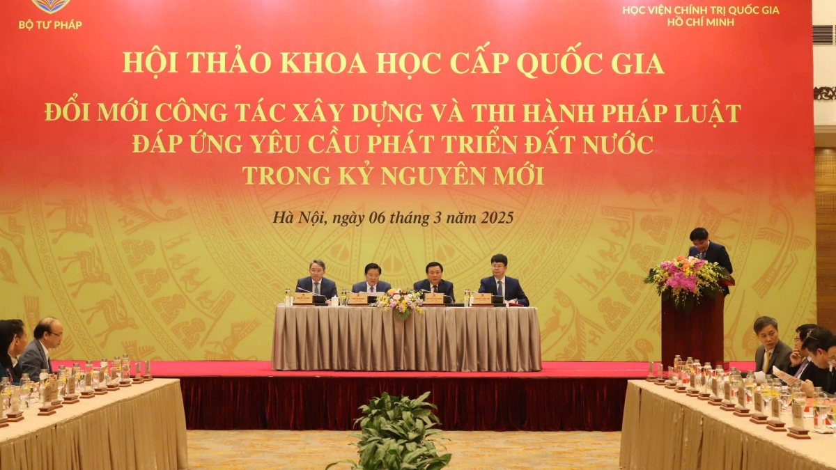 Toàn cảnh hội thảo