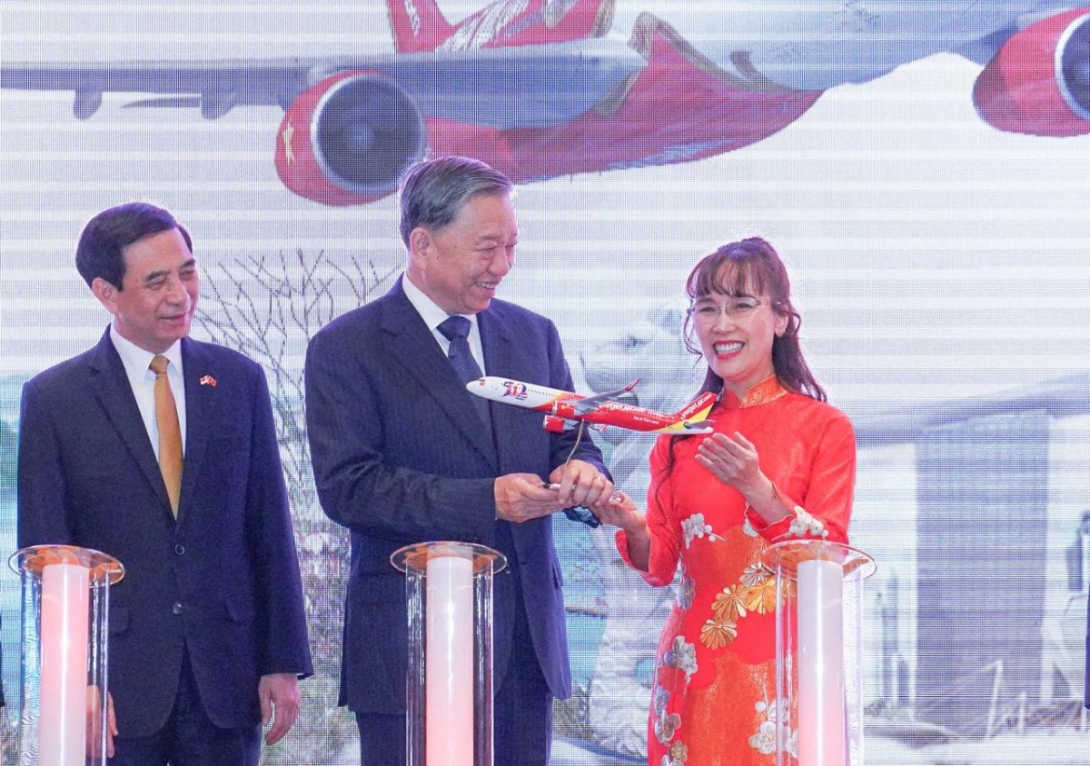 Tổng Bí thư Tô Lâm chúc mừng đường bay mới Singapore – Phú Quốc của Vietjet