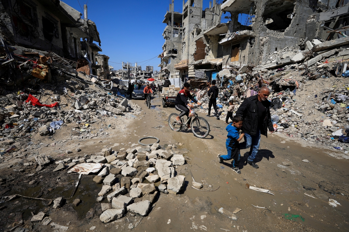 Cảnh tượng đổ nát ở Gaza. Ảnh: Reuters