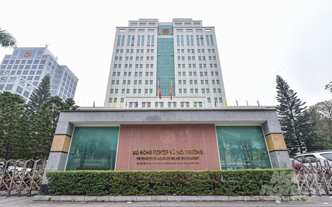 Bộ Nông nghiệp và Môi trường có 30 đơn vị, trong đó có 26 đơn vị hành chính và 4 đơn vị sự nghiệp công lập.