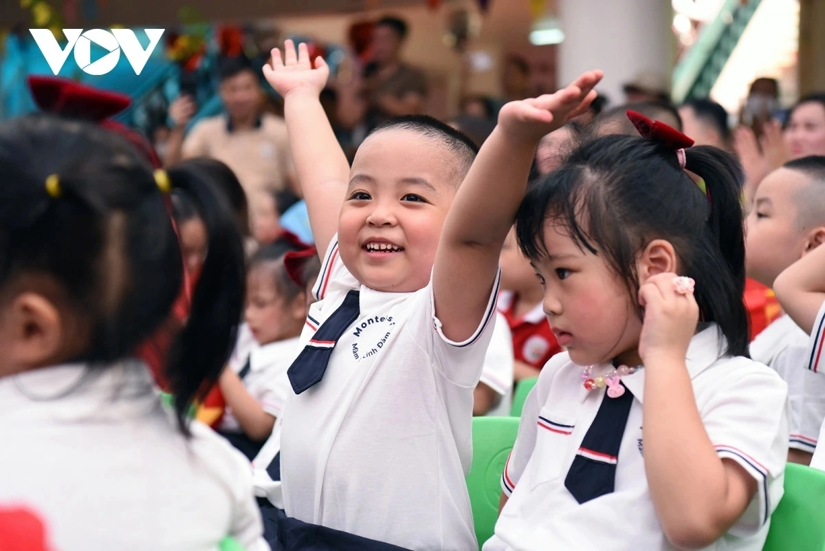 Sở GD-ĐT Hà Nội chỉ đạo các trường tuyệt đối không được vận động, quyên góp và thu các khoản ngoài quy định khi tuyển sinh (ảnh minh họa)