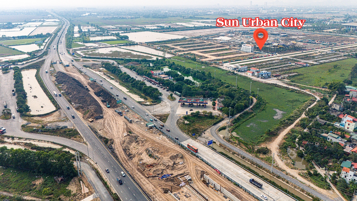 Sun Urban City với vị trí lý tưởng, “tâm điểm” giao thoa các tuyến giao thông trọng điểm, cách Hà Nội chỉ khoảng 50km