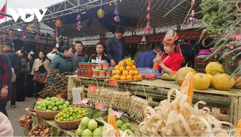 Local diverse and abundant agricultural products and specialties 