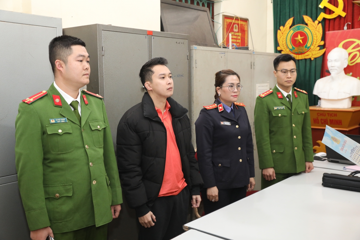 Bắt cựu nhân viên ngân hàng ở Sơn La lừa đảo chiếm đoạt 950 triệu đồng