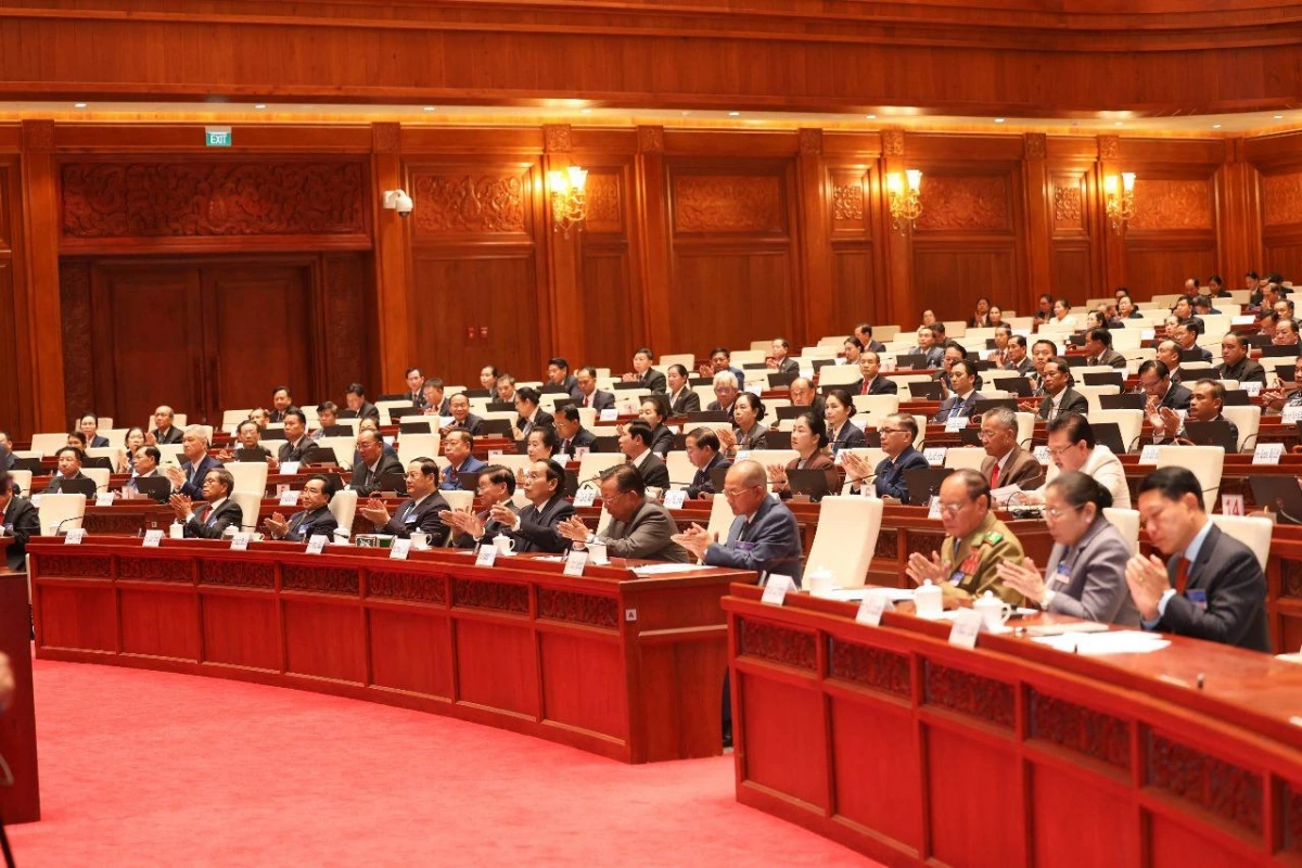 Quang cảnh kỳ họp bất thường lần thứ hai, Quôc hội Lào khóa IX