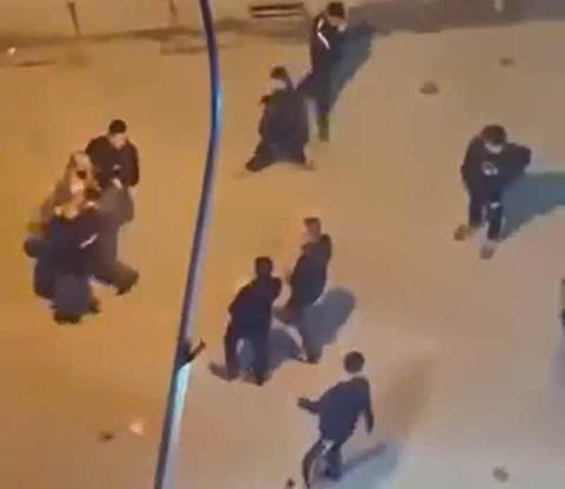 Hiện trường vụ xô xát. Ảnh: Cắt từ video