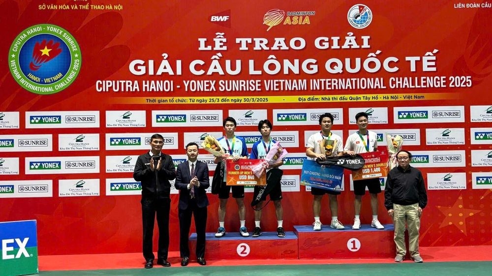Vietnam wins first men’s doubles at Ciputra Hanoi badminton tournament. (Photo: Baolamdong.vn)