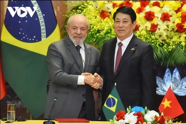 After the talks on March 28 in Hanoi, President Luiz Inácio Lula da Silva announced that the Brazilian government has decided to join over 70 countries in recognizing Vietnam as a market economy.