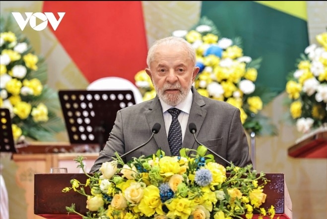 State President Luong Cuong hosted a grand state banquet in Hanoi on March 28 in honour of Brazilian President Luiz Inacio Lula da Silva, who is on a state visit to Vietnam. Underscoring their common commitment to sustainable development and the fight against poverty, the Brazilian leader stressed that this was a key reason for elevating bilateral ties to a Strategic Partnership in late 2024.