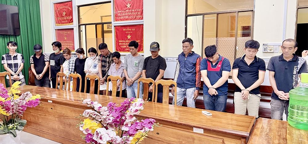 Các đối tượng tham gia đánh bạc