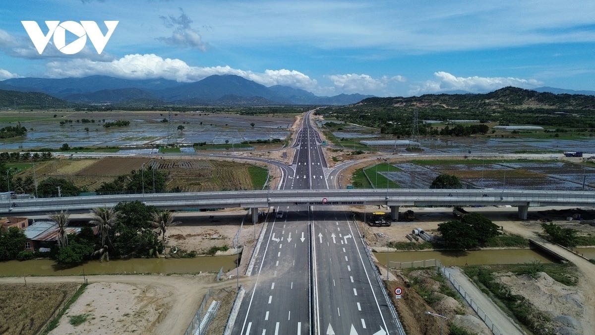        Nhiều chuyển biến tích cực về an toàn giao thông sau Nghị Định 68. (Ảnh Đoàn Sỹ)