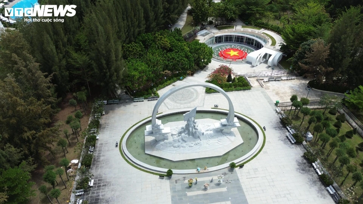 Khu tưởng niệm chiến sĩ Gạc Ma rộng 25.000 m², khánh thành vào năm 2017.