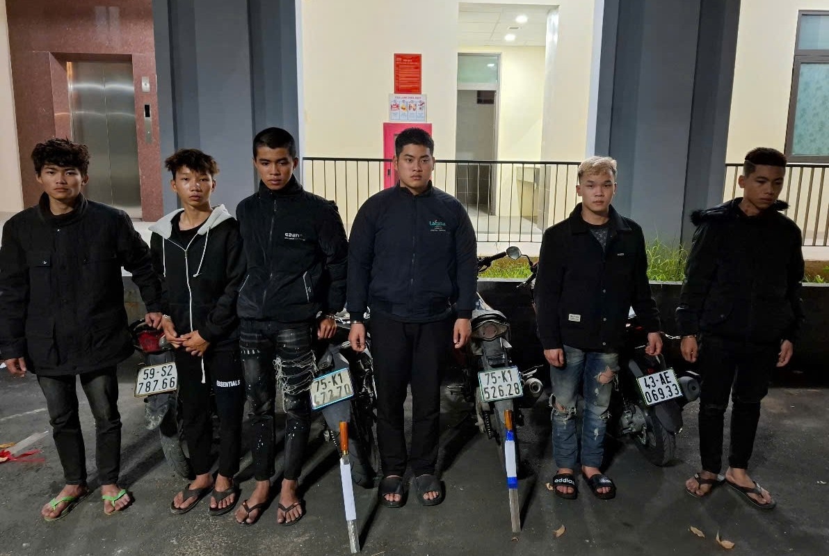 Cơ quan Công an mời làm việc với 6/8 đối tượng tham gia vụ gây rối trên đỉnh đèo Hải Vân.