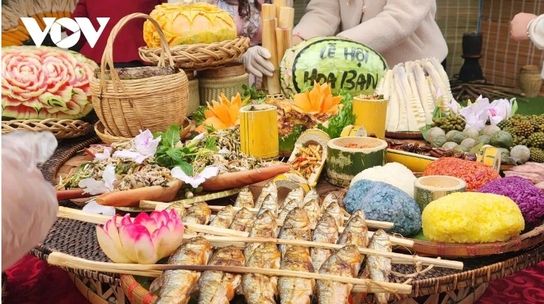 Traditional Thai dishes, rich in ethnic identity, always attract visitors from near and far.