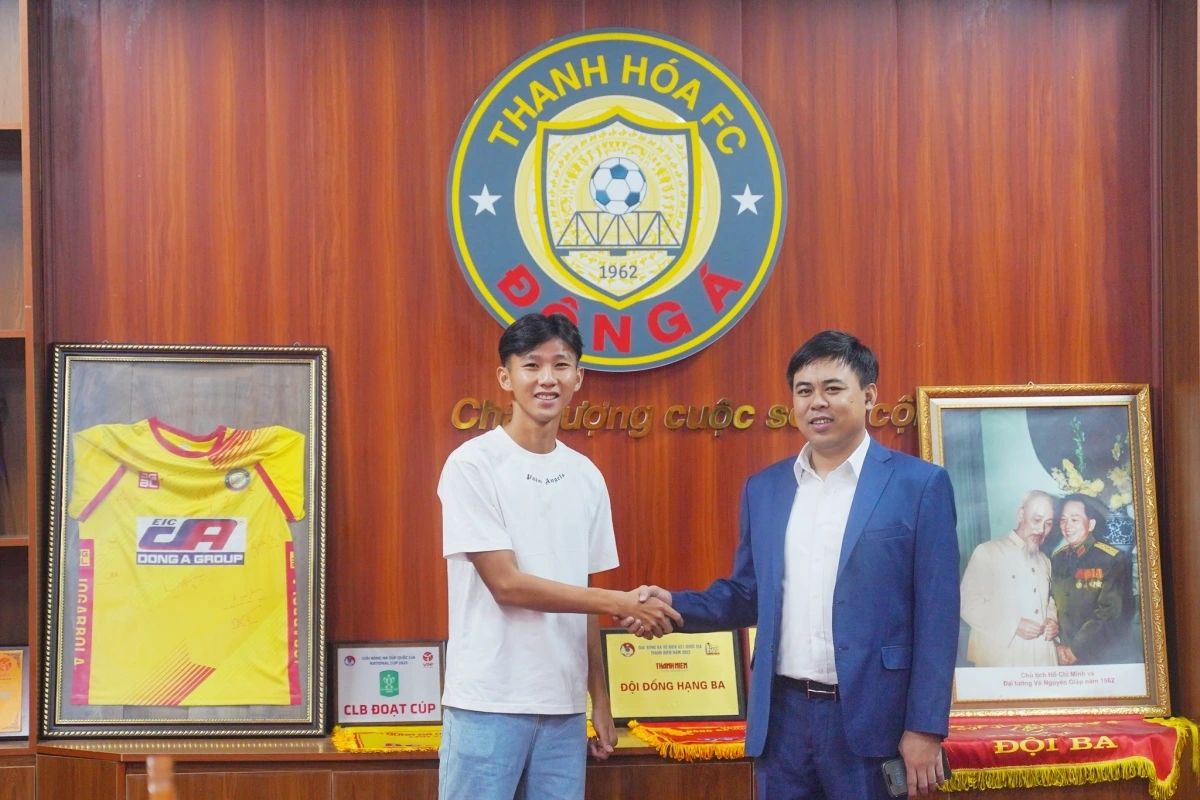 Damoth Thongkhamsavath sẽ sớm có trận đấu đầu tiên ở V-League. (Ảnh: Thanh Hóa FC). 