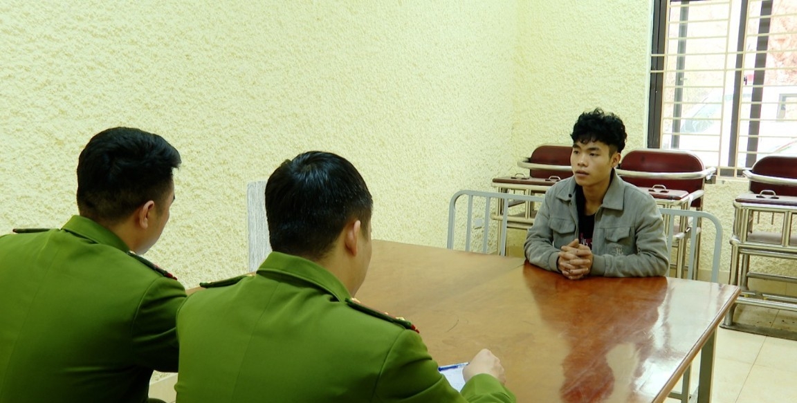 Đối tượng Đặng Văn Thu tại cơ quan Công an (Nguồn ảnh Công an tỉnh Lạng Sơn)