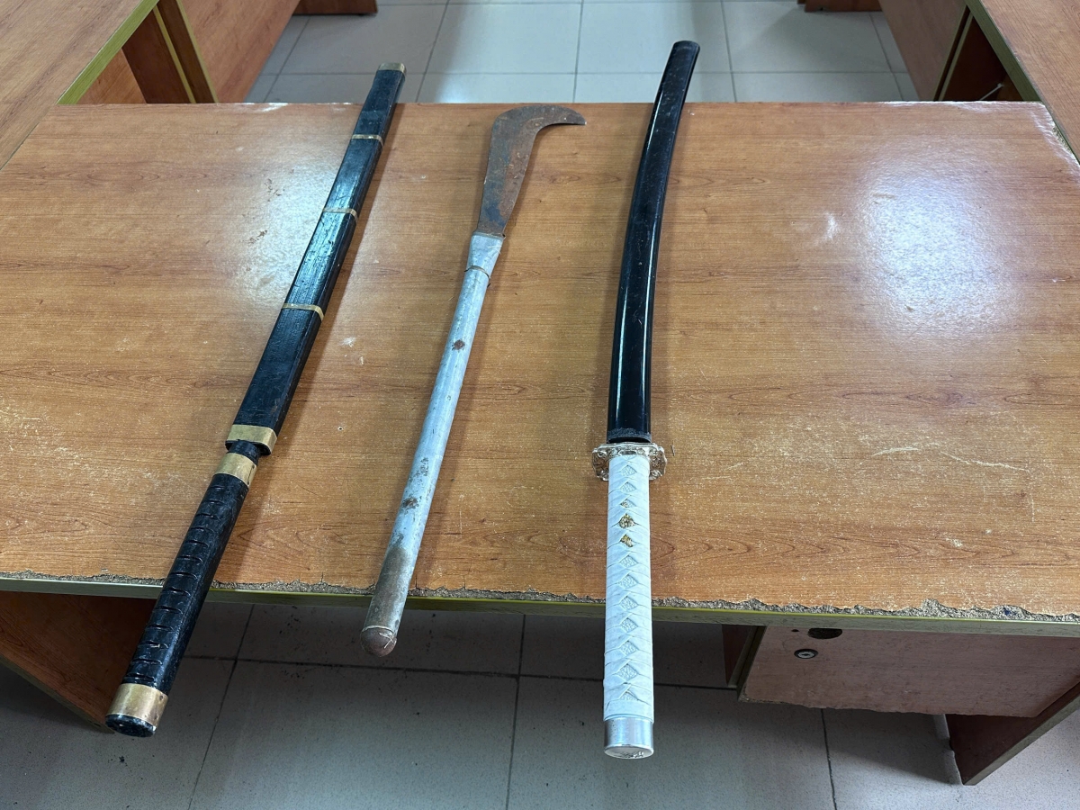 Hung khí thu giữ tại hiện trường