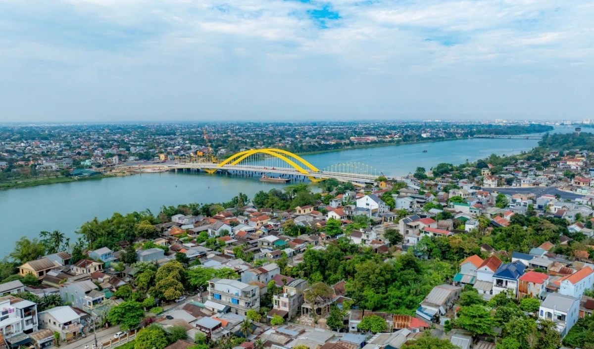 Dự án đường Nguyễn Hoàng và cầu vượt sông Hương, thành phố Huế