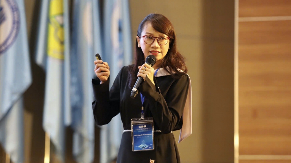 GS.TS Nguyễn Thị Thanh Mai, Phó Giám đốc Đại học Quốc gia TPHCM (ảnh: VNU-HCM)