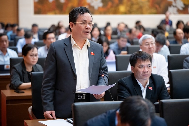 Đại biểu Hoàng Văn Cường