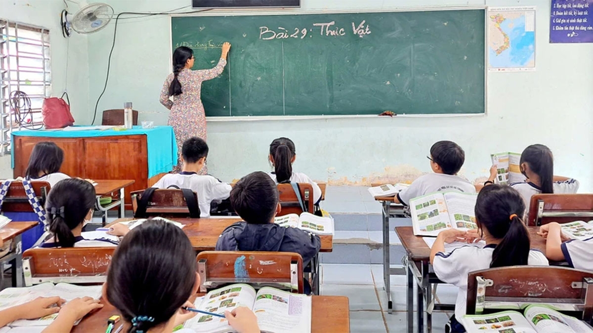 Tuy vậy, vẫn còn những điều cần tính đến khi việc miễn học phí được thực hiện, để đảm bảo đáp ứng nhu cầu của từng đối tượng học sinh.