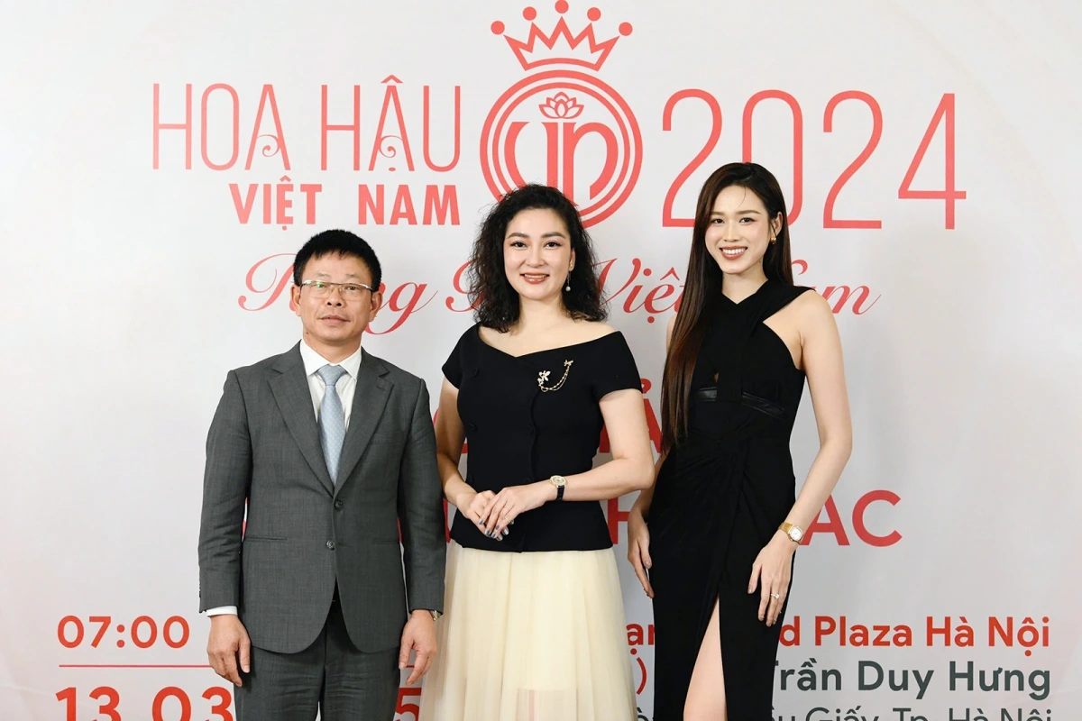 Hoa hậu Nguyễn Thị Huyền trở lại làm giám khảo Hoa hậu Việt Nam