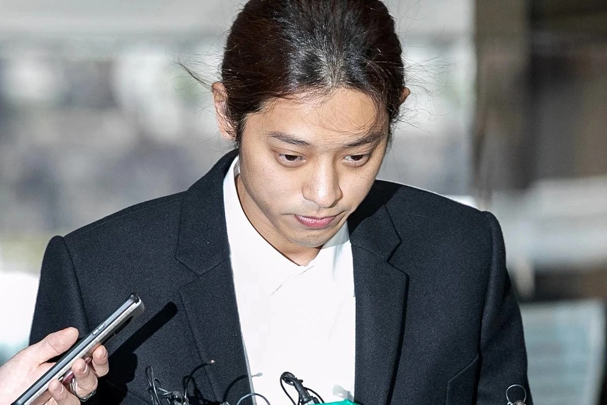 Jung Joon Young cũng từng từ chối trả lời câu hỏi trong họp báo năm 2016.