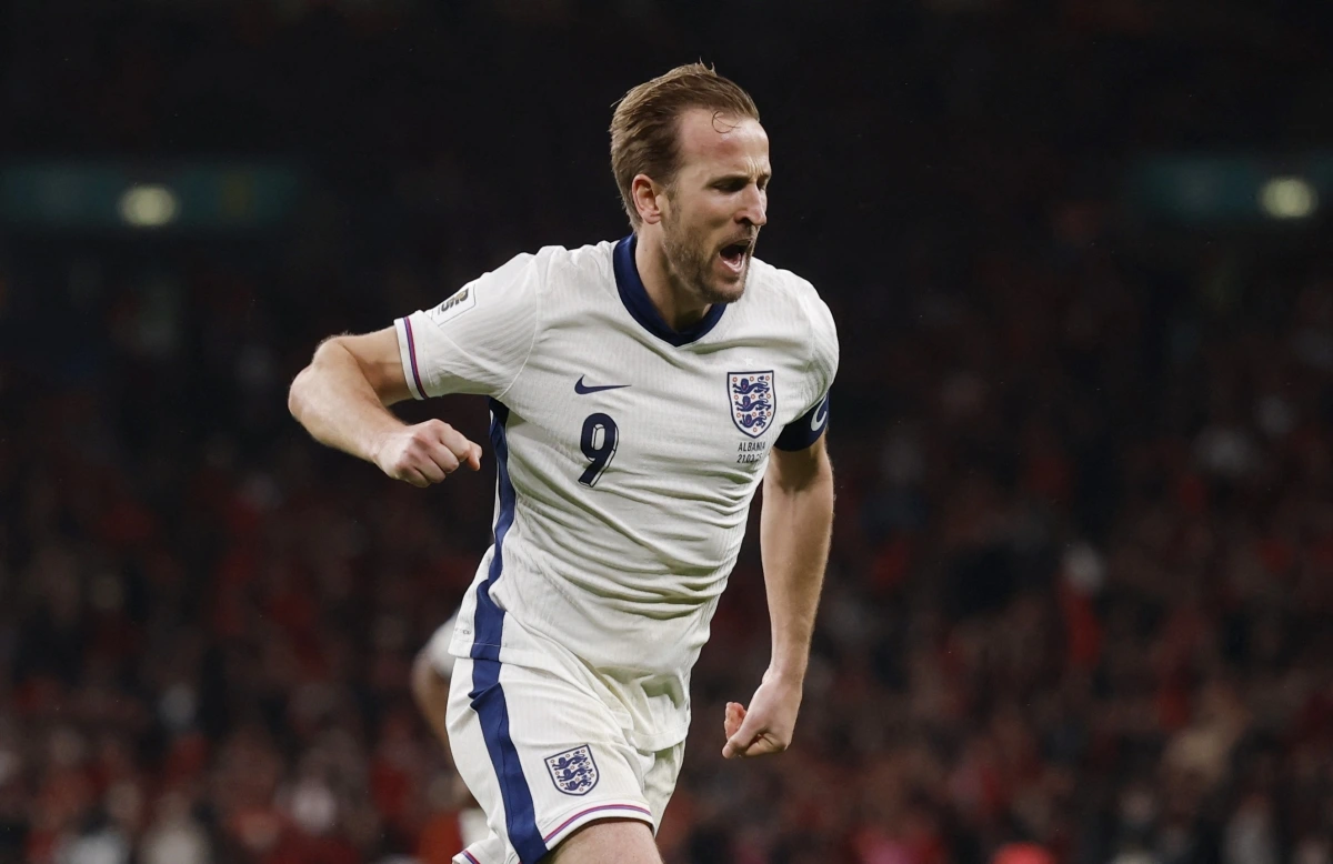 Harry Kane ấn định chiến thắng 2-0 cho Tam sư (Ảnh: Reuters).