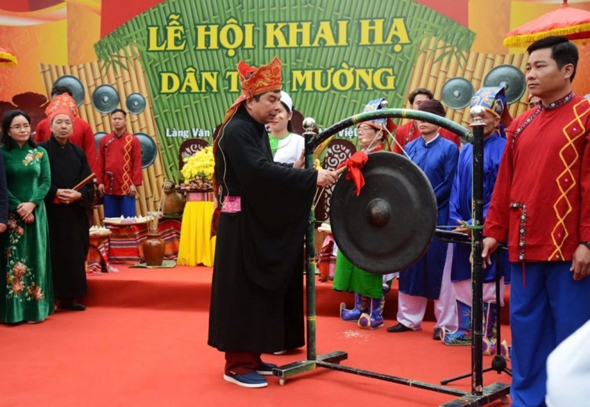 Tái hiện lễ Khai hạ của người Mường Hòa Bình năm 2025 tại Làng Văn hóa du lịch các dân tộc Việt Nam.