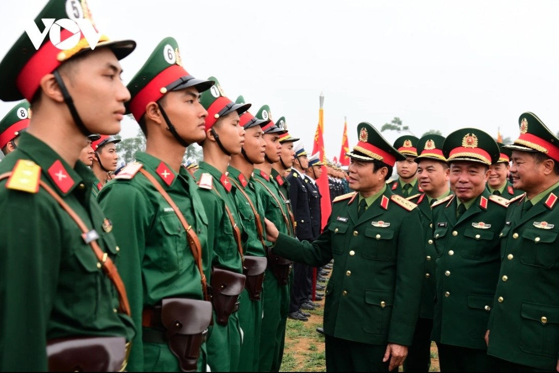 Gen. Cuong encourages soldiers to fulfill their mission at the National Military Training Center 4.
