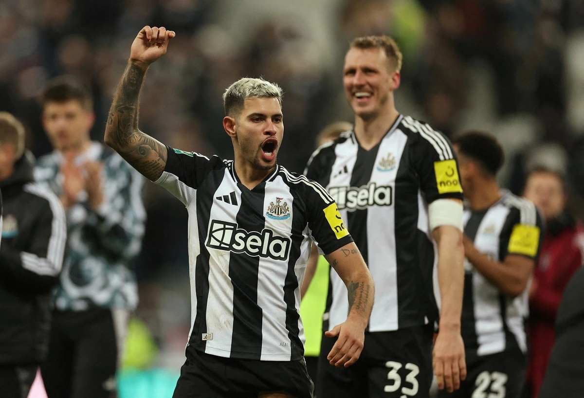 Newcastle sẵn sàng thách thức Liverpool ở chung kết Cúp Liên Đoàn Anh 2024/2025. (Ảnh: Reuters). 