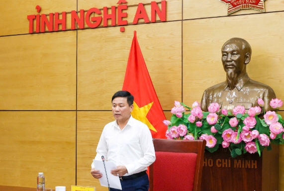 Ông Hoàng Phú Hiền, Phó Chủ tịch UBND tỉnh Nghệ An.