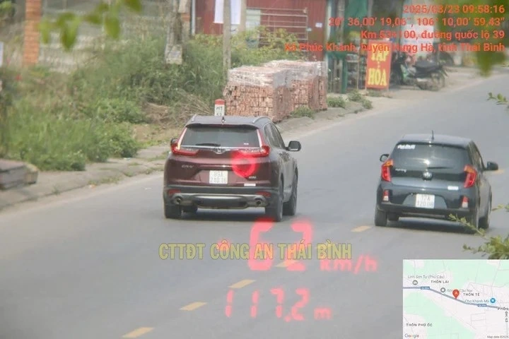 Hình ảnh phương tiện vi phạm lỗi vượt quá tốc độ.