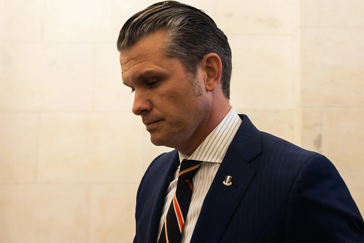 Đảng Dân chủ đòi sa thải Bộ trưởng Quốc phòng Hegseth sau lùm xùm lộ thông tin mật. Ảnh: New York Times