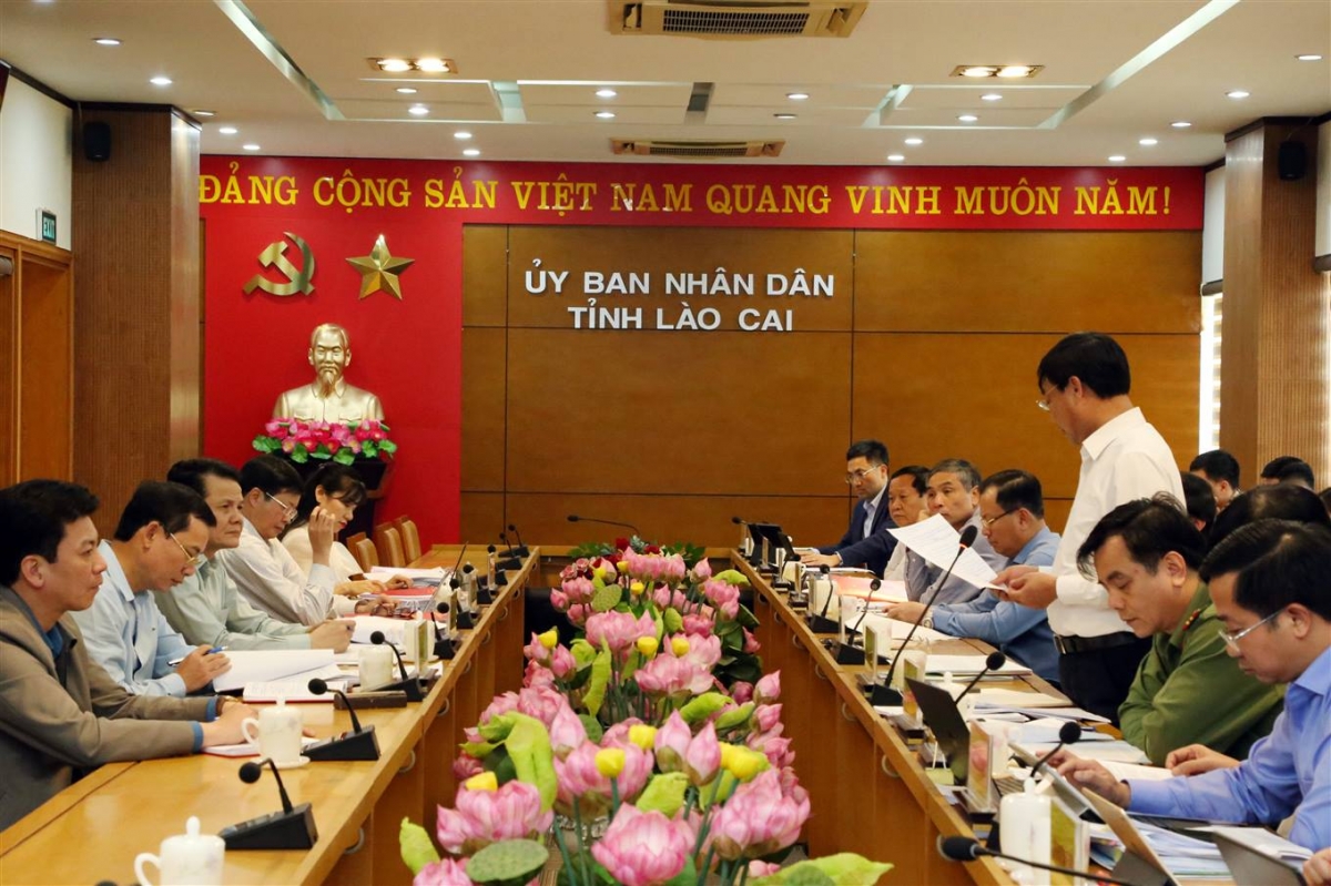 Quang cảnh buổi làm việc (ảnh Linh Vũ)