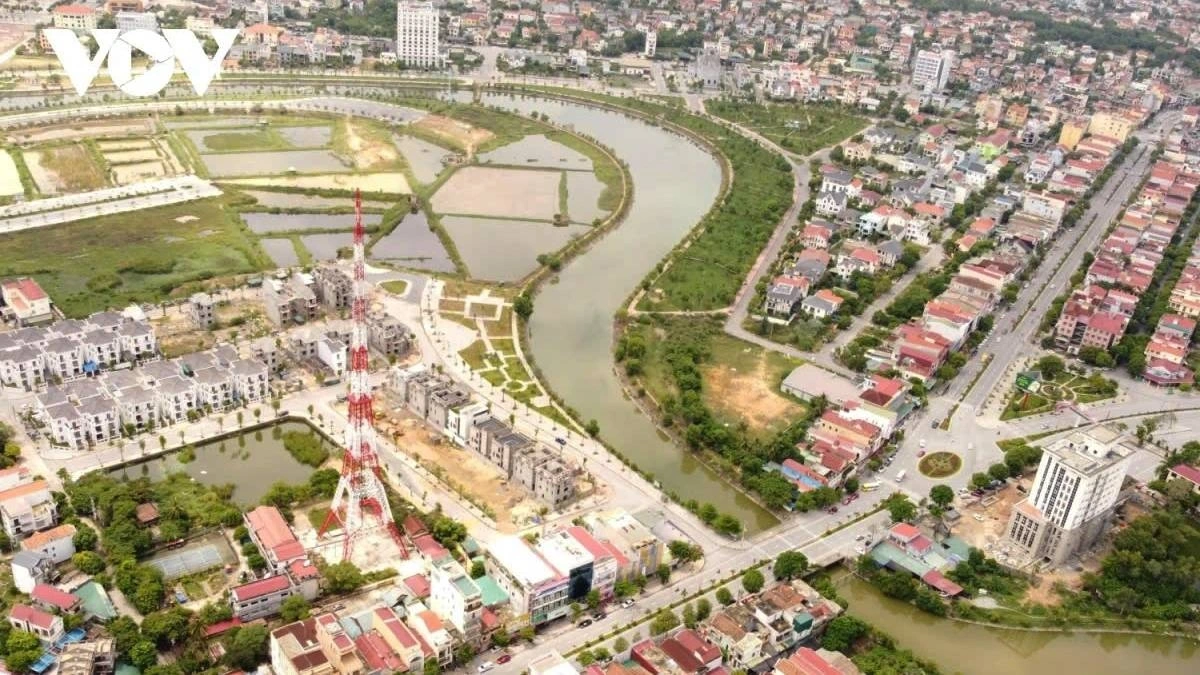 Đối với chính quyền địa phương cấp cơ sở, dự thảo luật quy định về cơ cấu tổ chức của HĐND và UBND cấp cơ sở cơ bản thiết kế như đối với HĐND và UBND cấp huyện (trước khi giải thể) nhưng có quy mô nhỏ hơn. (Ảnh minh họa)