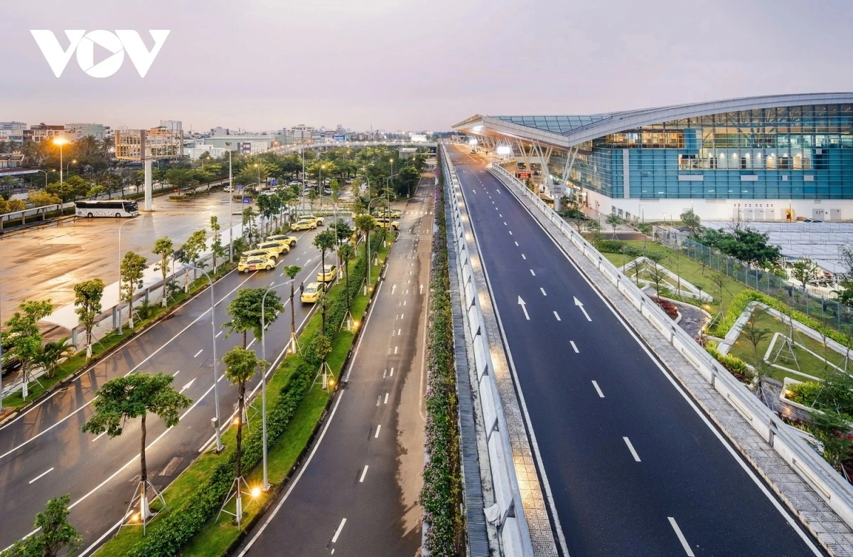 Sở Xây dựng thành phố Đà Nẵng đề xuất phương án xây dựng hầm qua sân bay quốc tế Đà Nẵng.