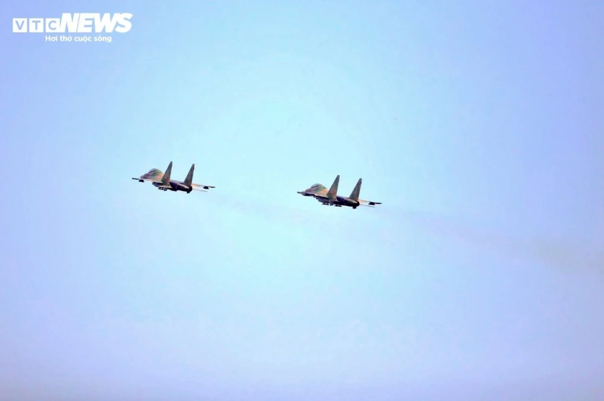 The Su-30MK2 fighter jet is considered to be the most modern weapon of the Vietnam People's Army. 